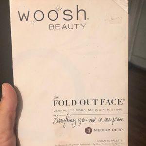 Woosh The Fold out Face, complete daily routine🎀